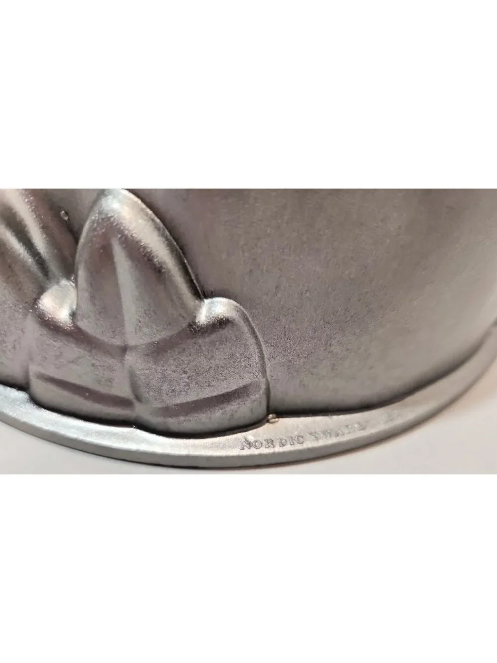 Nordic Ware Rose Flower Bundt Cake Pan Cast Aluminum Non Stick USA 10 Cup Mold